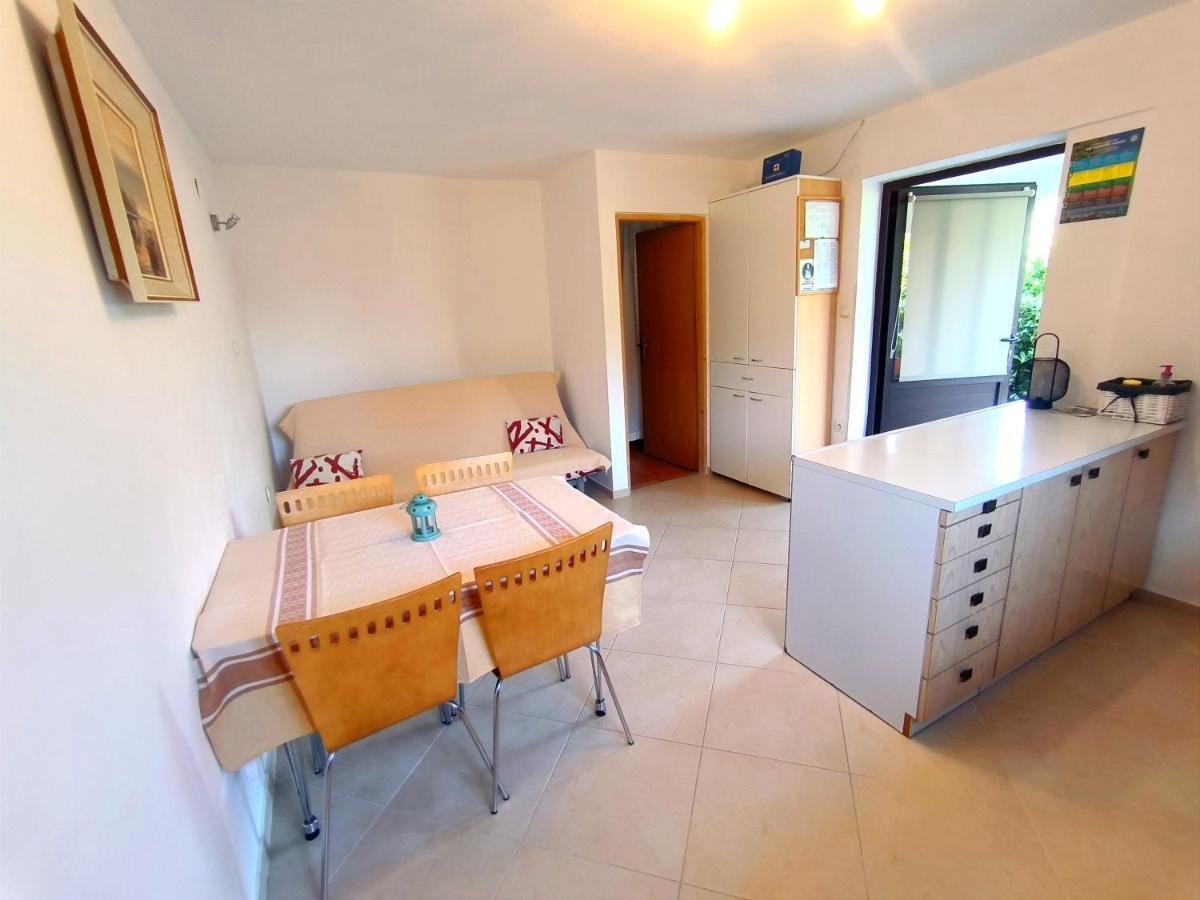 Apartment Dumicic 2 Mundanije Екстер'єр фото